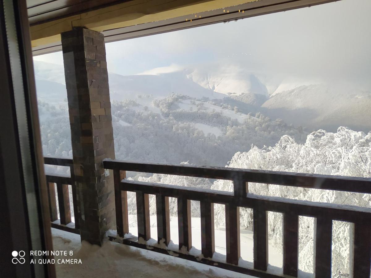 Sadyba Gostynniy Dvir อีสกี ภายนอก รูปภาพ